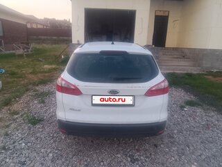 2013 Ford Focus III, белый, 470000 рублей, вид 3