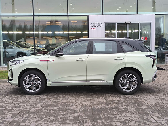 2025 Hongqi HS3, зелёный - вид 7