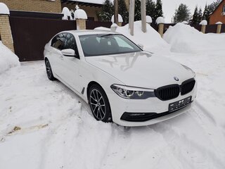 2017 BMW 5 серии 520d VII (G30/G31/G38), белый, 2600000 рублей, вид 3