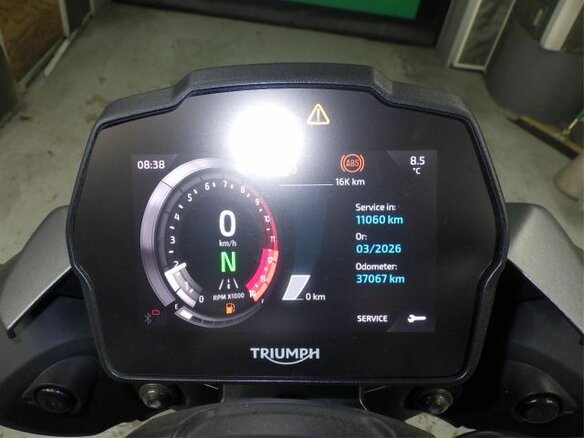 2022 Triumph Speed Triple, серый, 1270000 рублей - вид 9