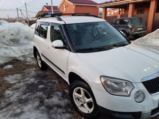 2013 Skoda Yeti I, белый, 550000 рублей, вид 3