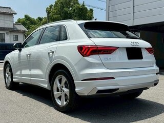 2022 Audi Q3 35 TFSI II (F3), белый, 1883000 рублей, вид 4