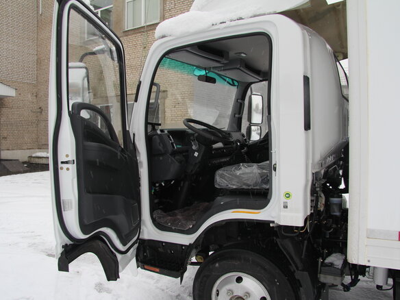 2026 Isuzu Elf (N-series), белый, 6090000 рублей - вид 13