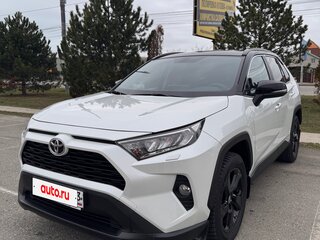 2021 Toyota RAV4 V (XA50), белый, 3850000 рублей, вид 1