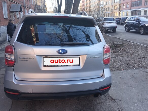 2014 Subaru Forester IV, серый, 1500000 рублей - вид 5
