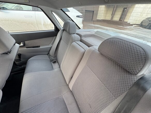 2012 Lada (ВАЗ) Priora I, серебристый, 410000 рублей - вид 25