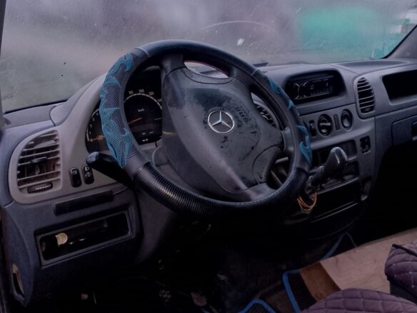 2002 Mercedes-Benz Sprinter, белый, 500000 рублей - вид 5