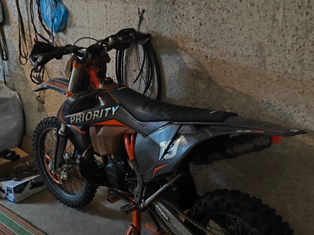 2019 KTM 300 EXC, серый, 499000 рублей, вид 4