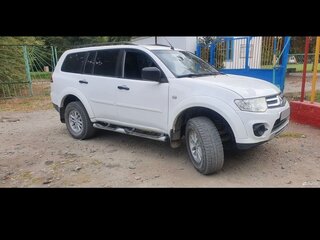 2014 Mitsubishi Pajero Sport II Рестайлинг, белый, 1450000 рублей, вид 2