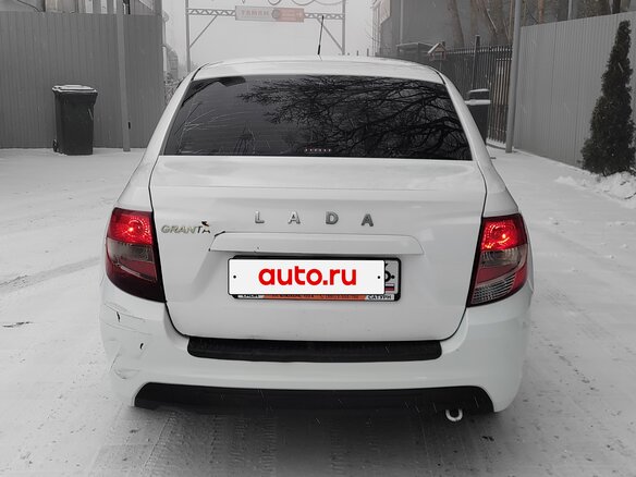 2019 Lada (ВАЗ) Granta I Рестайлинг, белый, 450000 рублей - вид 1