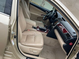 2011 Toyota Camry VII (XV50), золотистый, 1110000 рублей, вид 4