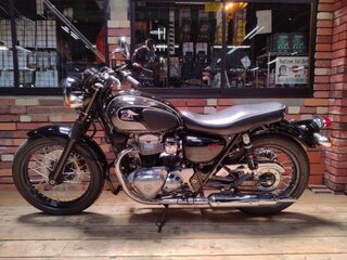 2024 Kawasaki W 800, чёрный, 860000 рублей, вид 2
