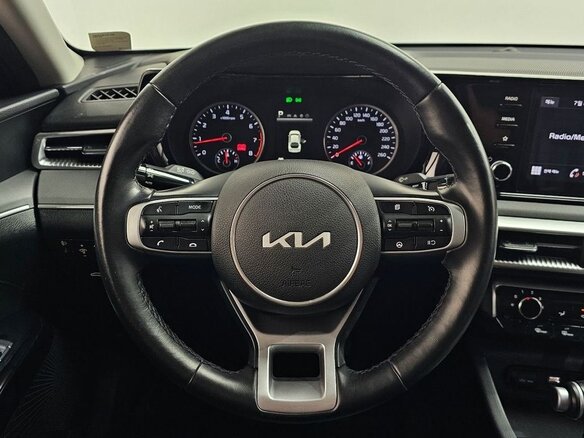 2022 Kia K5 LPi III, чёрный - вид 9