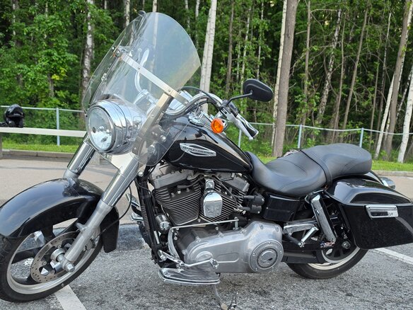 2011 Harley-Davidson Dyna Switchback, чёрный, 939000 рублей - вид 4