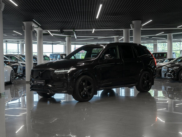 2017 Volvo XC90 II, чёрный