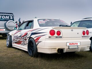 1999 Nissan Skyline X (R34), белый, 1700000 рублей, вид 3