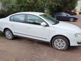 2010 Volkswagen Passat B6, белый, 590000 рублей, вид 4