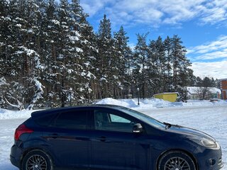 2014 Ford Focus III, синий, 850000 рублей, вид 3