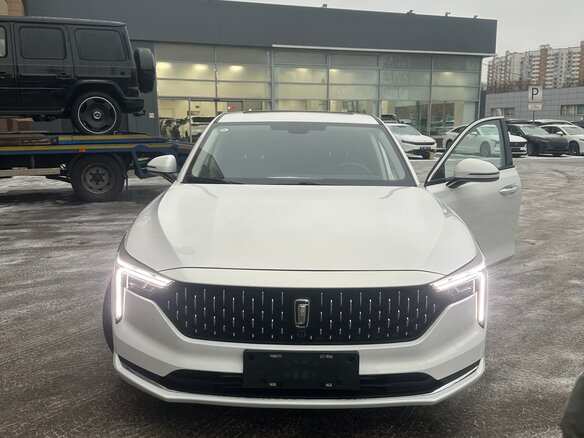 2023 FAW Bestune B70 I, белый, 2000000 рублей