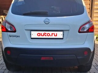 2010 Nissan Qashqai I Рестайлинг, белый, 820000 рублей, вид 4