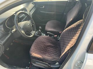 2017 Kia Rio III Рестайлинг, белый, 1100000 рублей, вид 5