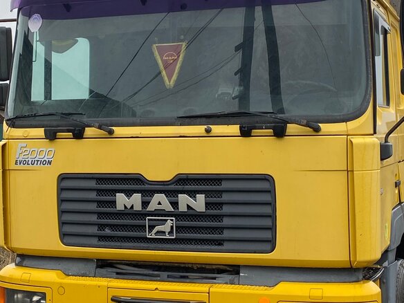 2000 MAN F 2000, жёлтый, 2100000 рублей