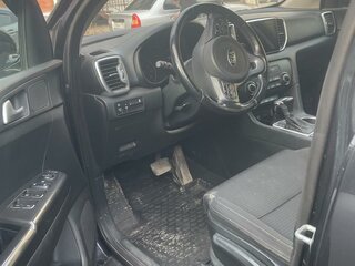2016 Kia Sportage IV, чёрный, 1800000 рублей, вид 5