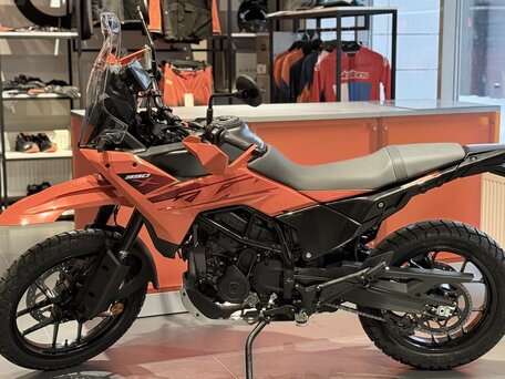 2025 KTM 390 Adventure X, оранжевый, 720000 рублей, вид 1