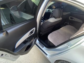 2012 Chevrolet Cruze I Рестайлинг, серебристый, 700000 рублей, вид 5