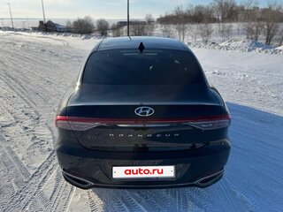 2019 Hyundai Grandeur VI Рестайлинг, чёрный, 3000000 рублей, вид 5