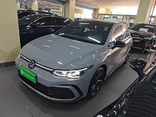 2022 Volkswagen Golf VIII, серый, 1780700 рублей, вид 2