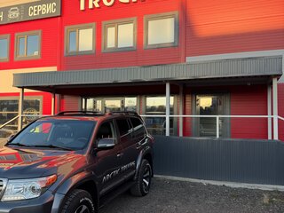 2013 Toyota Land Cruiser Arctic Trucks AT35 200 Series Рестайлинг 1, серый, 4500000 рублей, вид 2
