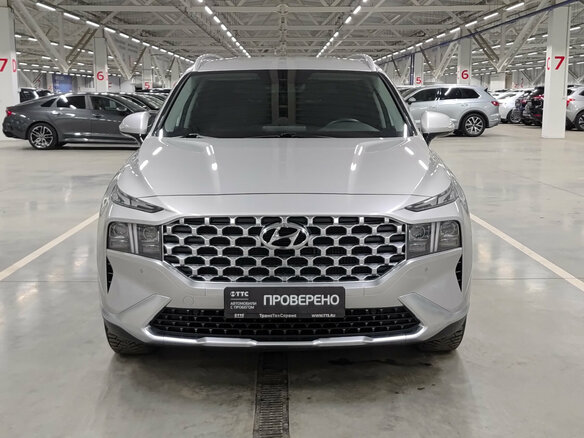 2021 Hyundai Santa Fe IV Рестайлинг, серый, 3660000 рублей - вид 1