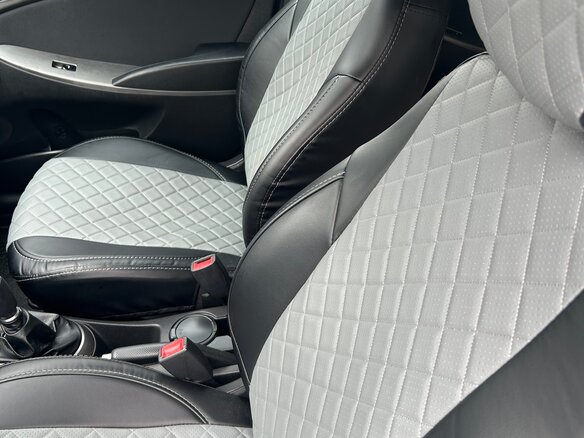 2015 Hyundai Solaris I Рестайлинг, белый, 850000 рублей - вид 5