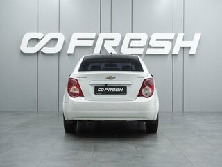 2015 Chevrolet Aveo II, белый, 669000 рублей, вид 4