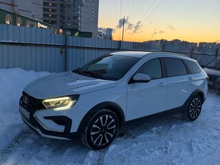 2024 Lada (ВАЗ) Vesta SW Cross I Рестайлинг (NG), белый, 1600000 рублей, вид 4