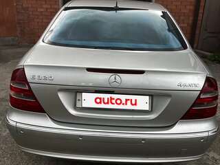 2004 Mercedes-Benz E-Класс 320 III (W211, S211), серебристый, 1250000 рублей, вид 4