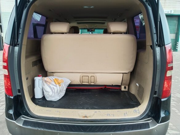 2011 Hyundai Grand Starex I, чёрный, 1650000 рублей - вид 14