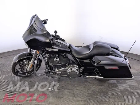 2022 Harley-Davidson Street Glide, чёрный, 1865000 рублей, вид 4