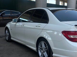 2012 Mercedes-Benz C-Класс 180 BlueEFFICIENCY III (W204) Рестайлинг, белый, 1450000 рублей, вид 3