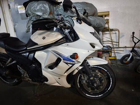 2011 Suzuki Bandit GSF 1250, белый, 500000 рублей, вид 1
