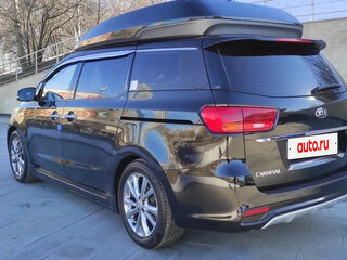 2019 Kia Carnival III, чёрный, 4200000 рублей, вид 3