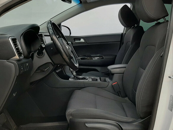 2017 Kia Sportage IV, белый - вид 9