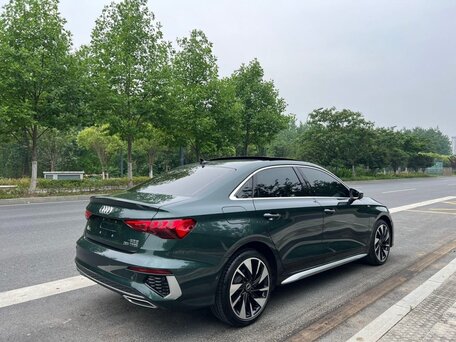 2023 Audi A3 35 TFSI Long IV (8Y), зелёный, 1854034 рублей, вид 4