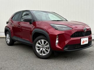 2023 Toyota Yaris Cross I, красный, 1650000 рублей, вид 4