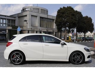 2013 Mercedes-Benz A-Класс 180 III (W176), белый, 950000 рублей, вид 3