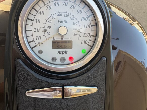 2008 Suzuki Boulevard C90, коричневый, 500000 рублей - вид 4