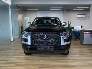 2025 Mitsubishi L200 VI, чёрный, 6200000 рублей, вид 3