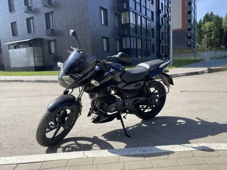 2020 Bajaj Pulsar 180, чёрный, 170000 рублей, вид 1