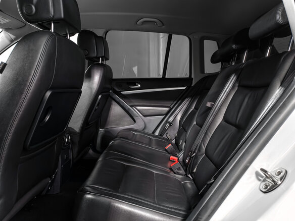 2015 Volkswagen Tiguan I Рестайлинг, белый, 1250000 рублей - вид 11